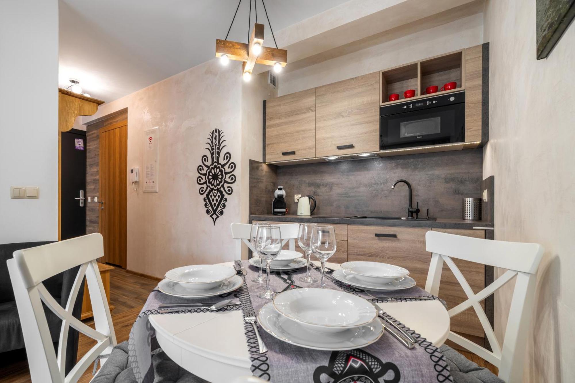 Rentplanet - Luksusowe Apartamenty Goszczynskiego Zakopane Luaran gambar